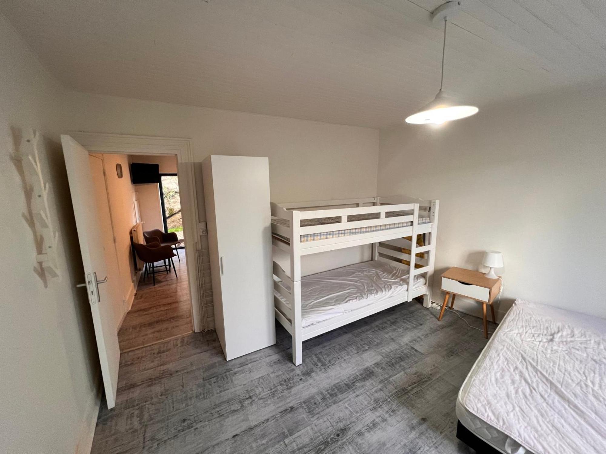 Appartement 4 Personnes, 1 Chambre, Terrasse, Wifi, Proche Du Centre La Bourboule Bagian luar foto